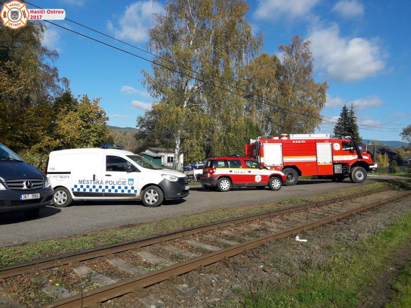 14. 10. 2017 - Záchrana labutě zamotané ve vlasci na Velkém Rybníku